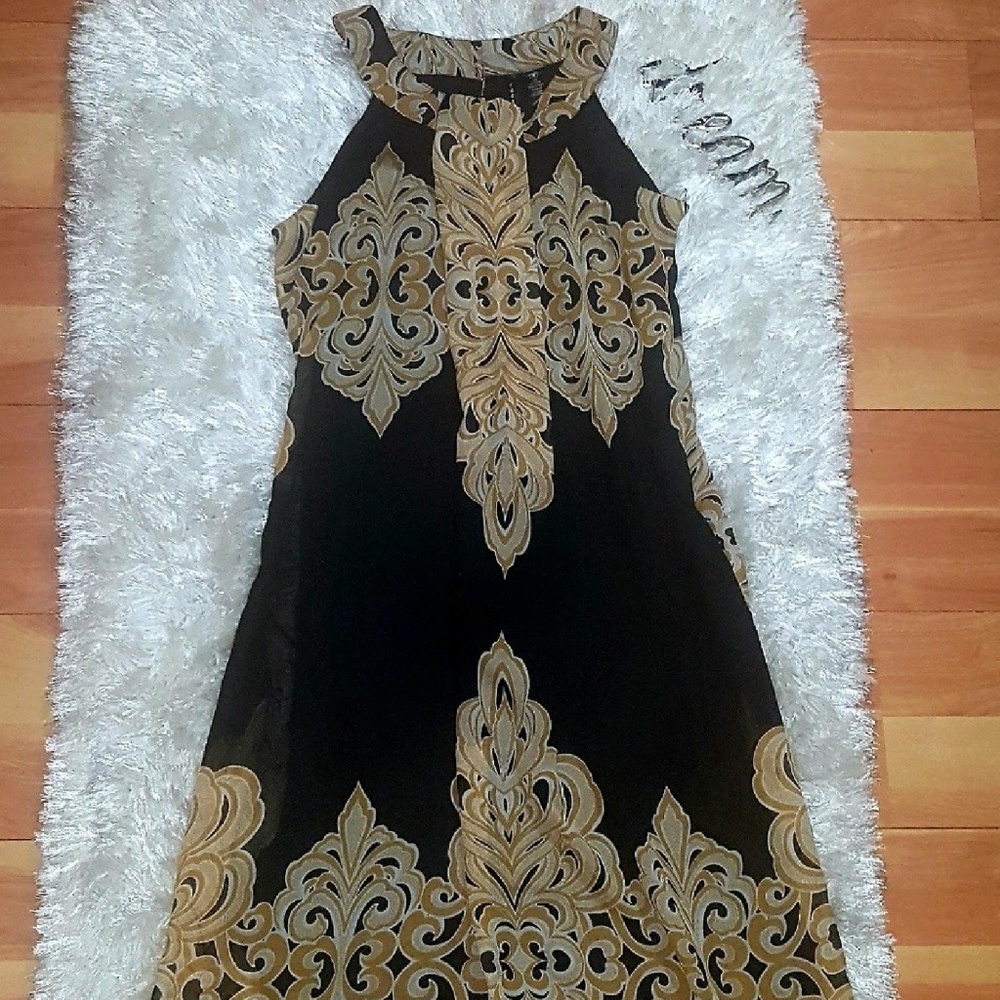 Cassee's Golden Yellow M Maxi Dress